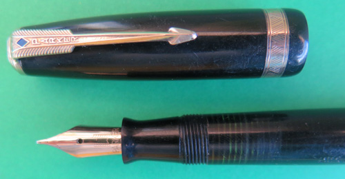 BLACK PARKER VACUMATIC WITH VERY CLEAR LAMINATED INKVIEW BARRE